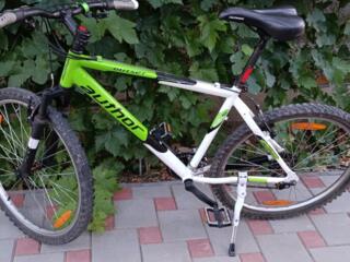 Продам Author за 160$