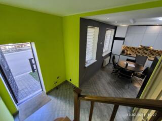 31504.  Продам дом в Академическом городке на ...