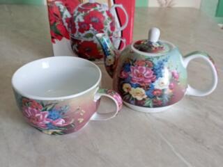 Набор чайный из 2-х предметов. Новый - 50 руб.