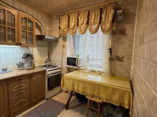 Центр Черемушек. 1/5. 56/36/6. Комнаты раздельные.