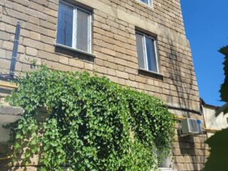 Продаётся 1 комнатная квартира под ремонт