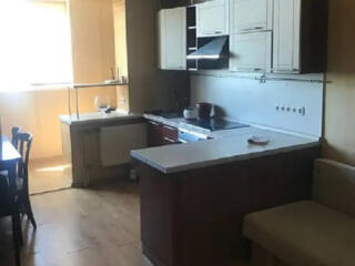 Квартира 56 м1 с ремонтом в новом доме в Центре города