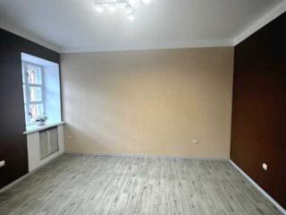 довгострокова оренда офісне приміщення Дніпро, Центральний, 8000 грн./