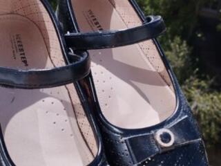 Туфли для школы девочка 33разм. 20.5см- 100руб.