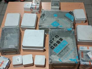 Коробки для электроприборов