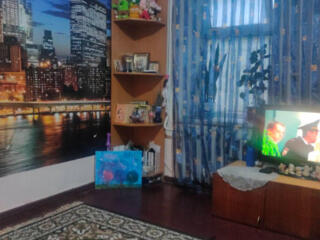 Продам  2х комнатную квартира , по ул. Радужной.