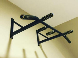 Установка навеска турников на стену. Кишинев. Молдова. Турник и брусья