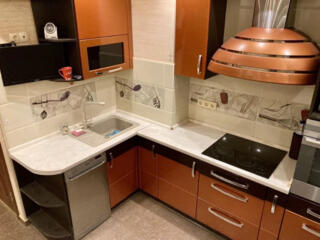 Просторная 4-х комнатная квартира на Таирова.