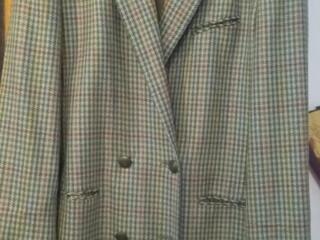 Б/у демисезонный жакет -полупальто двубортный, немецкий 42р-р (48).