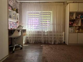 ПРОДАМ будинок у смт. Більшовик, 74 кв. м., 6 соток, 36 000 у. о.!