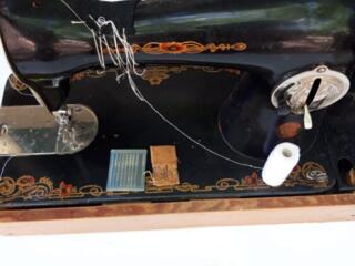 Швейная машинка б. у.