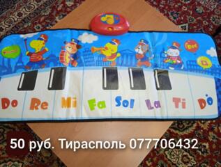 Продам напольное пианино