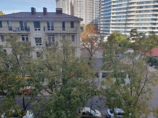 Парк и море. Продам квартиру в новом доме.