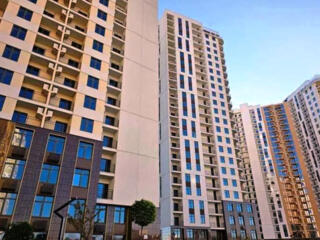 Трехкомнатная квартира в Жемчужном квартале на Краснова