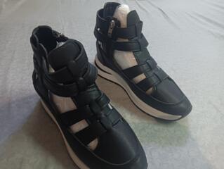 НОВЫЕ Женские босоножки