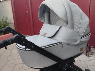 Продам коляску 2 в 1