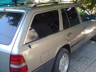 Разбираю мерседес 124.