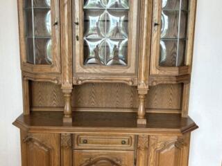 Витрина, дуб