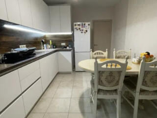 Продам 2-комнатную квартиру с ремонтом в ЖК "Одесские Традиции&qu