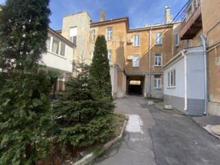 Продам 2-х комнатную квартиру на Черновола