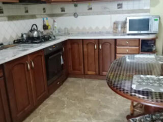 Продам 1-комнатную квартиру с ремонтом на ул.Сахарова (п.Котовского)