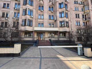 довгострокова оренда офісне приміщення Київ, Шевченківський, 4000 $/мі