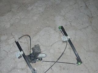 Продам правый стеклоподъемник от VW Golf 3 купе