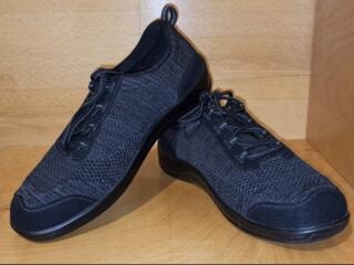 Американские кроссовки с 3 -мя видами стелек, 2 пары шнурков, новые