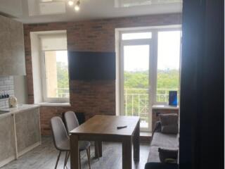 Продам квартиру 62 кв. м., 6/10, новый дом, жк Одесский двор.