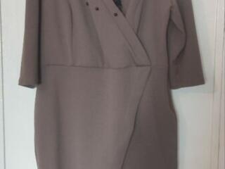 Продам платья б/у