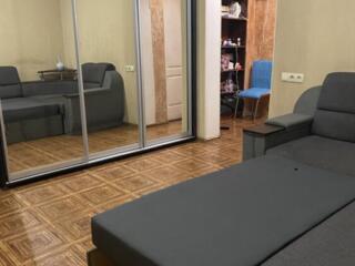 33194 Продам 2-комнатную квартиру на улице ...