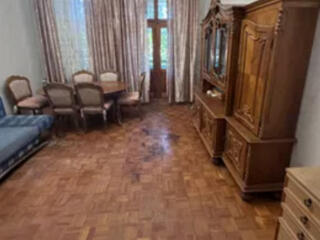 2-комнатная квартира в центре, ул. Базарная, 63 м²