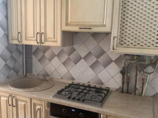 Продам 3-х комнатную квартиру на слободке