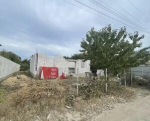 Продам неоконченное строение, Червоный хутор