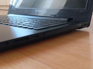 Продам ноутбук. Либо продам на запчасти