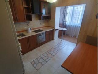 ОТЛИЧНАЯ 3-комнатная квартира с ремонтом На Пишоновской