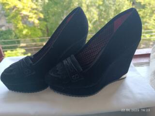 Продам туфли 36 размер состояние новых, не подошёл размер