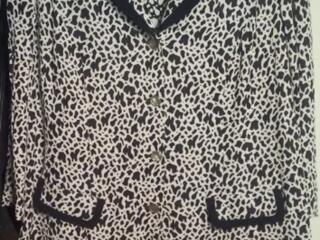 Продам женская блуза-жакет без подклада немецкий 48р-р (52/54).