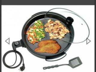 Продается отличная немецкая новая электросковородка 450 руб. 