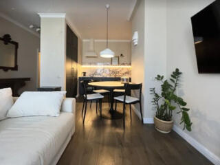 Однокомнатная квартира с ремонтом в ЖК Акрополь