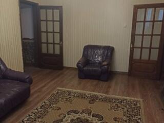 Продам двух комнатную квартиру  на Таирова.