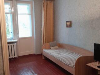 Продам однокомнатную квартиру 3/4 в центре Днестровска, р. Автостанции