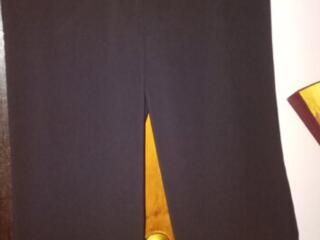 Новые женские брюки -кюлоты немецкий 40р-р (46), край вышивка бисер..