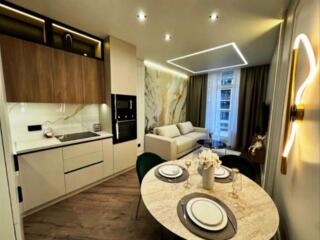 Трехкомнатная квартира с террасой в Аркадии от СК Кадор.