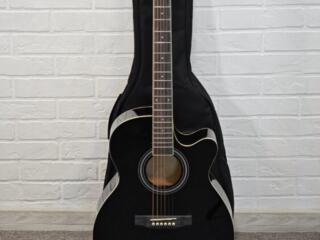 Chitară acustică. Гитара акустическая.