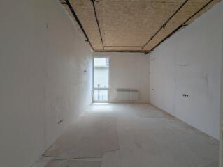 Новый дом. Ремонт почти завершен. Малиновский р-н/Дом Мебели