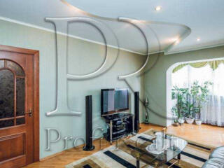 продаж 3-к квартира Київ, Солом`янський, 94900 $