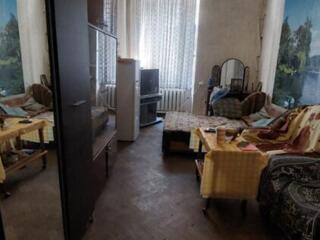 Сдам -Комнату в коммуне-16м- Центр- Европейская / Бунина