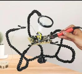 Манипулятор для пайки с увеличительной лупой