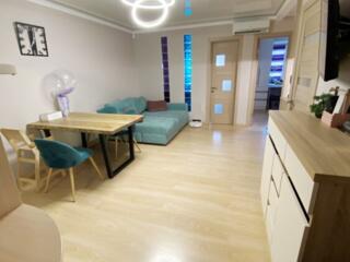 Продам 3 ком. квартиру в кирпичном доме на Французском бульваре